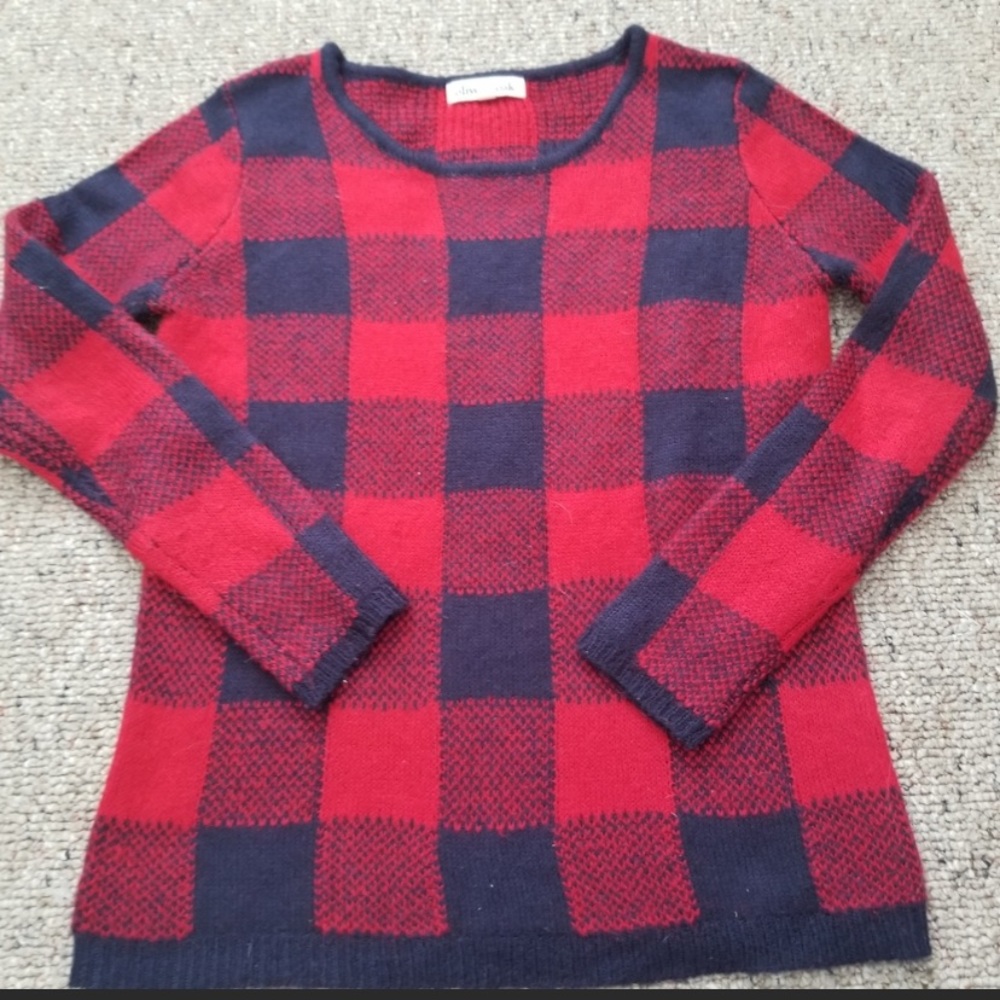 Olive & Oak plaid sweater